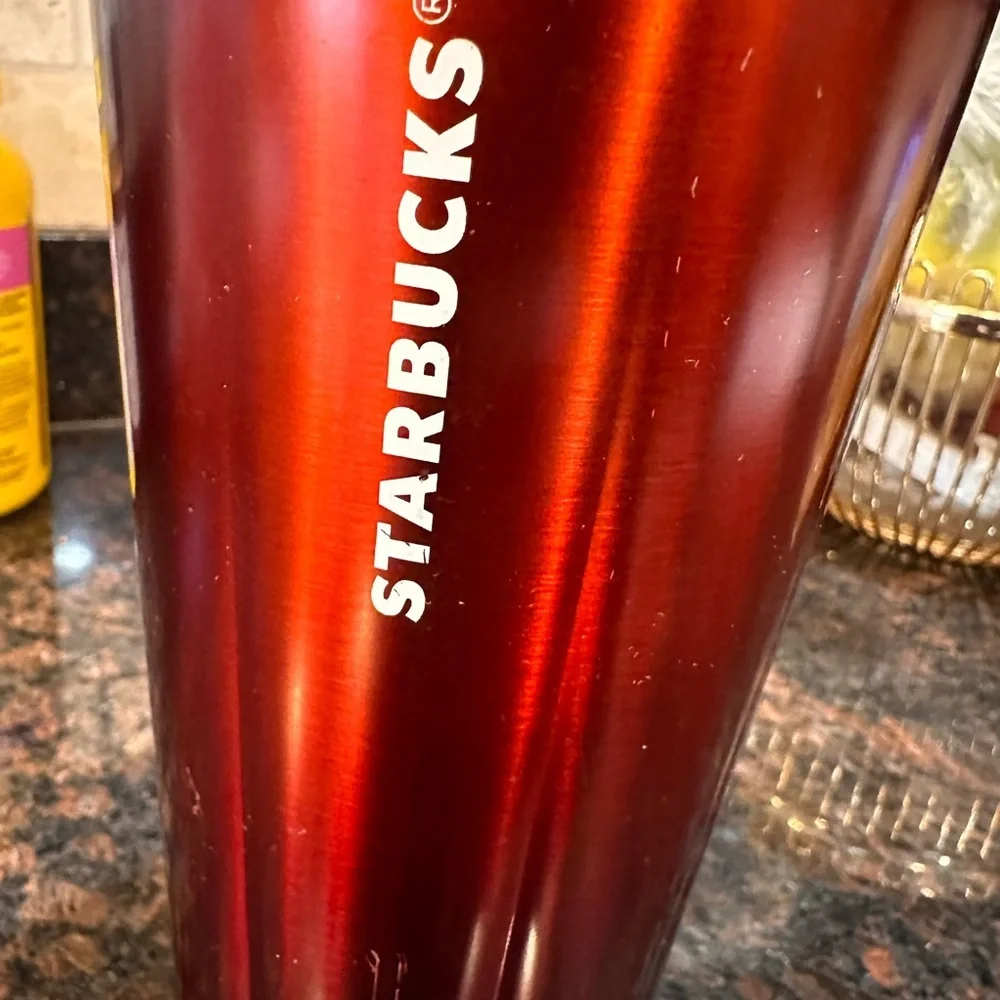 Starbucks 2020 Limited Edition Scalloped Red 24oz Tumbler cup Holiday